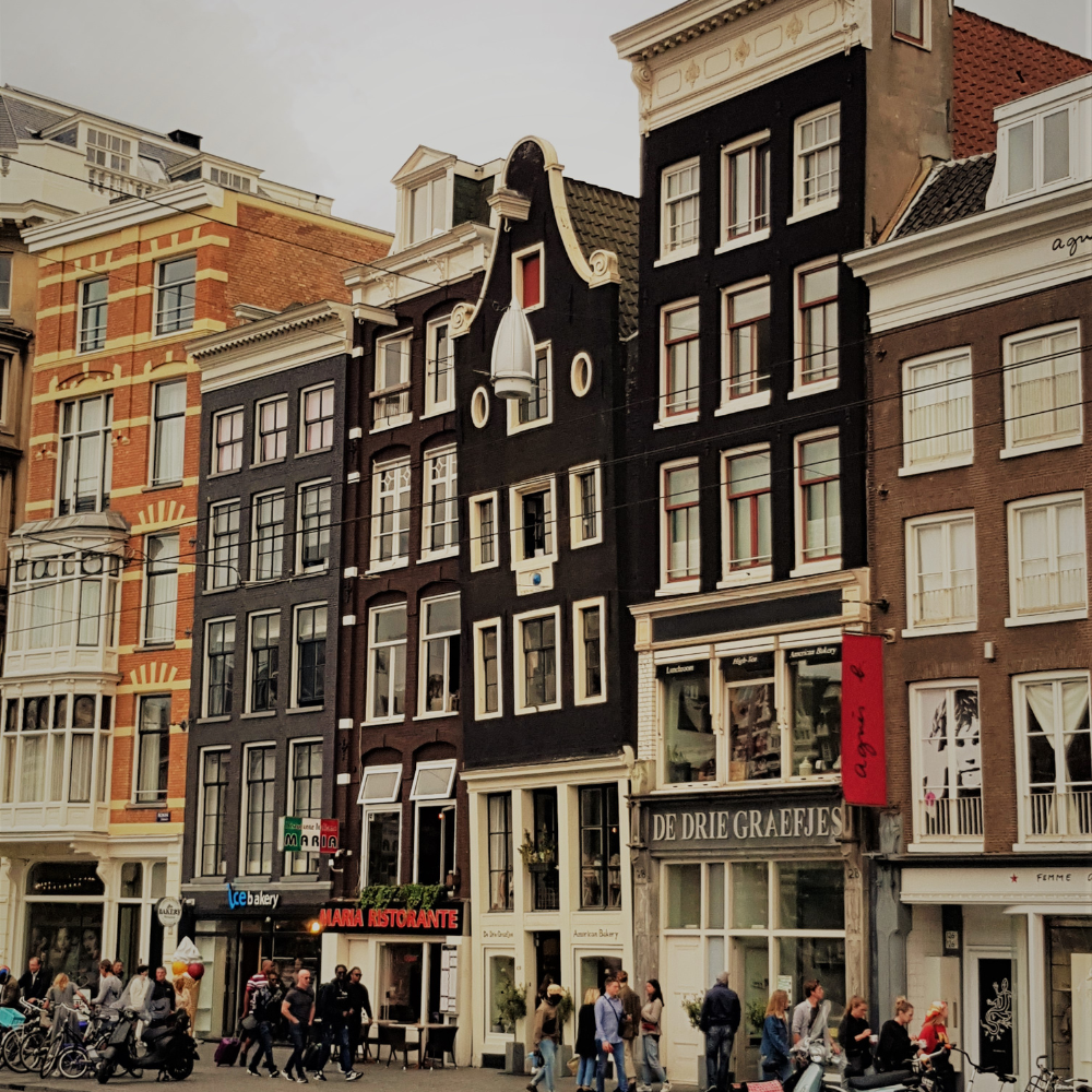 Hoe belangrijk is een professionele presentatie echt bij een huis verkopen in Amsterdam?